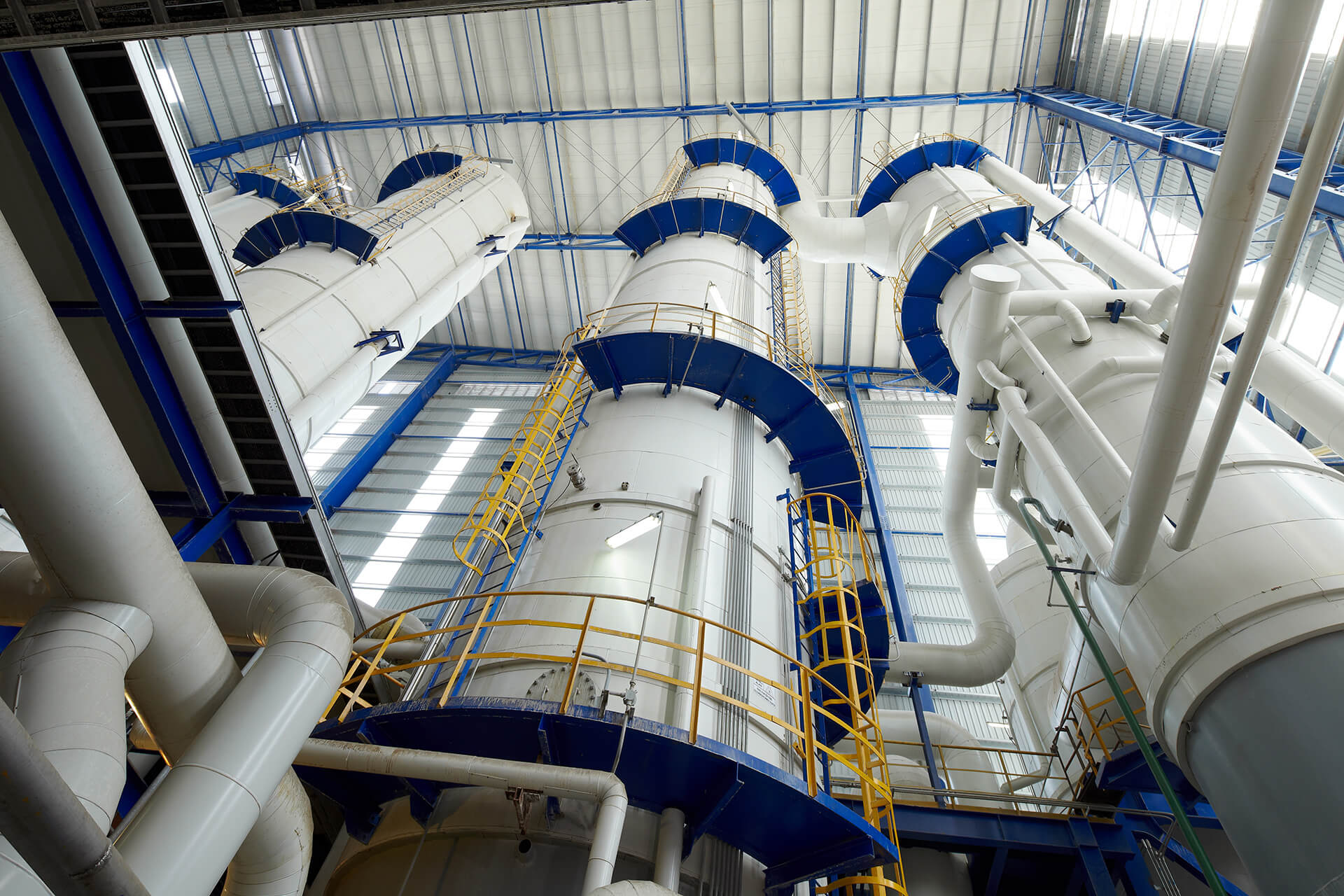 Soda ash filtration systems